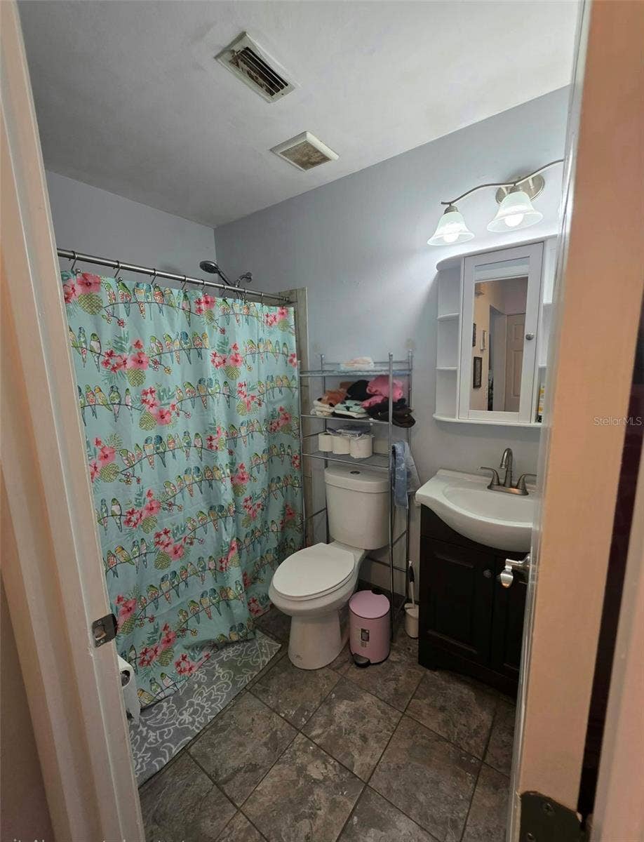 319 OAK TRACK PASS, Ocala, FL 34472 319 OAK TRACK PASS, Ocala, FL 34472
