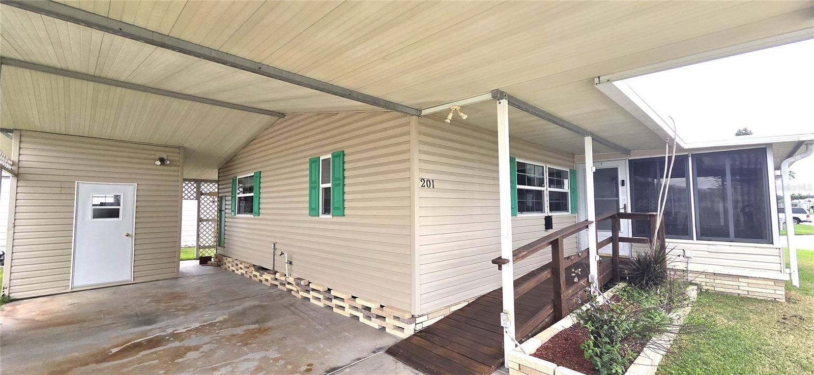 2055 S FLORAL AVENUE, #201, Bartow, FL 33830 2055 S FLORAL AVENUE, #201, Bartow, FL 33830