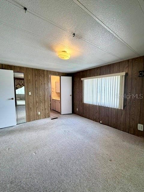 706 ELIZABETH LANE, Lakeland, FL 33809 706 ELIZABETH LANE, Lakeland, FL 33809