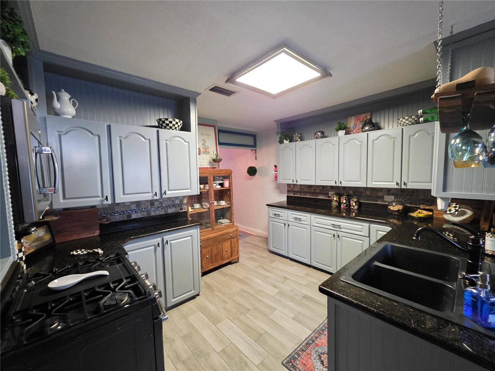118 S WATERLOO AVENUE, Lakeland, FL 33801