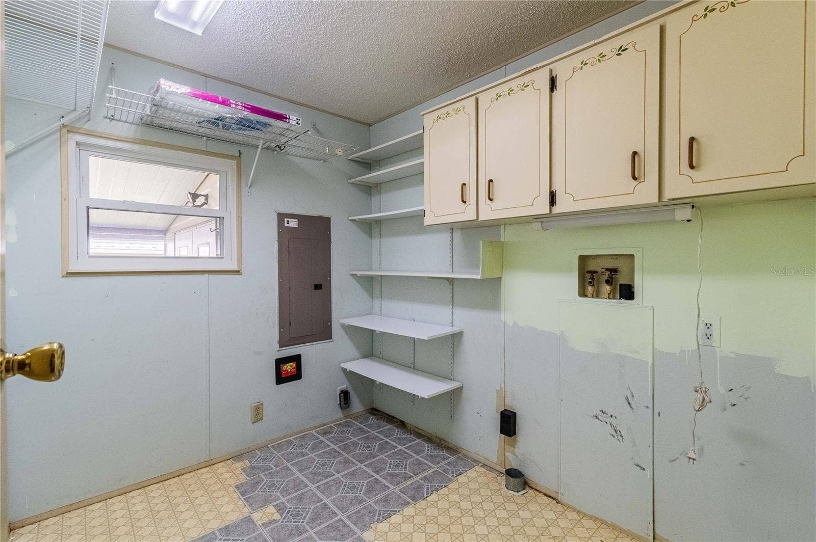 1725 QUAIL HILL DR, Lakeland, FL 33810 1725 QUAIL HILL DR, Lakeland, FL 33810