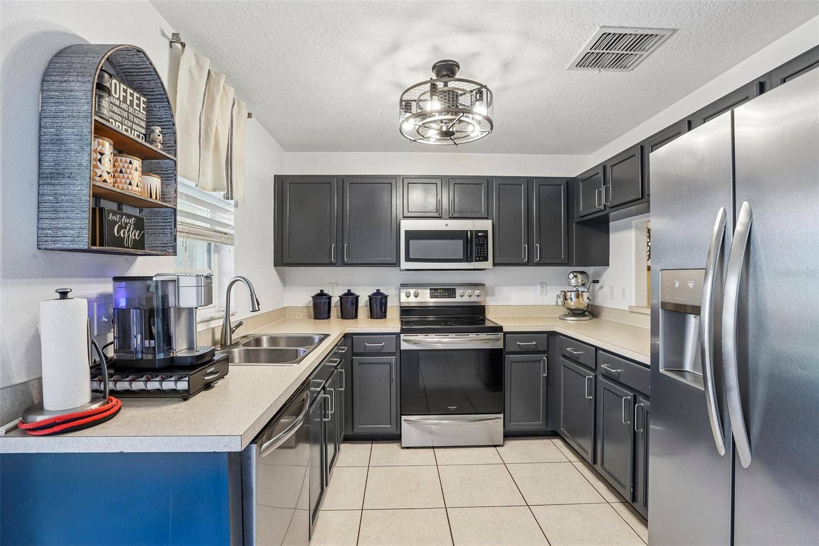 5414 QUARRY ROCK ROAD, #5414, Lakeland, FL 33809 Kitchen with ample storage