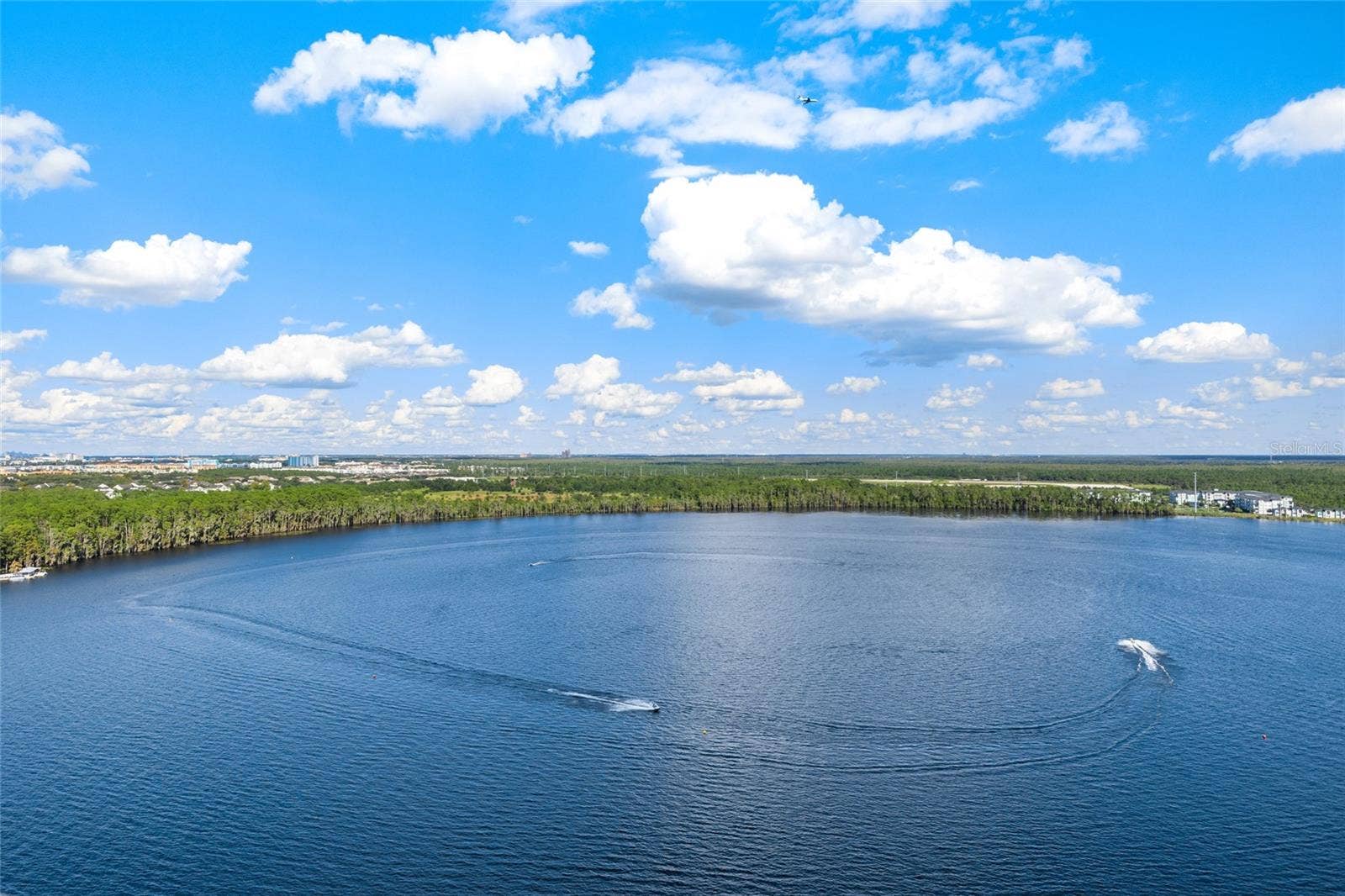 13427 BLUE HERON BEACH DR, #2001, Orlando, FL 32821 13427 BLUE HERON BEACH DR, #2001, Orlando, FL 32821