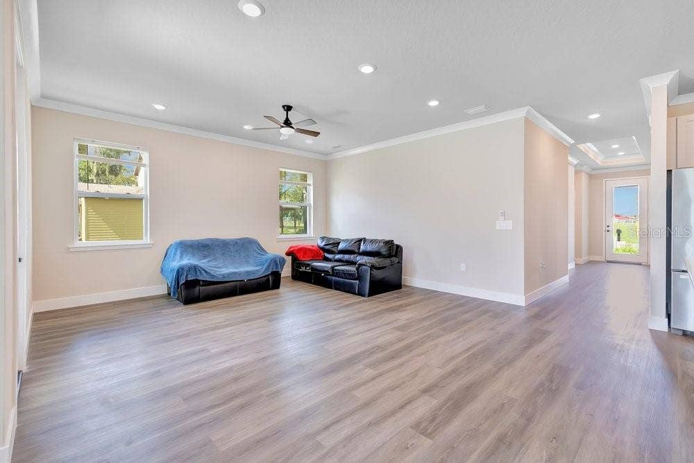 2203 W LOWRY AVENUE, Plant City, FL 33563 2203 W LOWRY AVENUE, Plant City, FL 33563