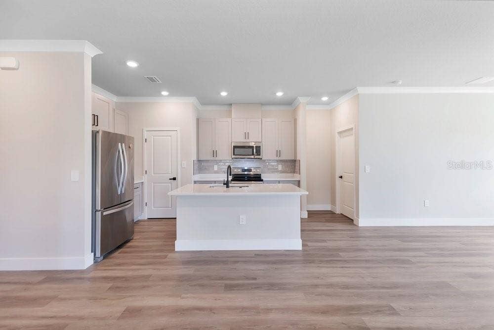 2203 W LOWRY AVENUE, Plant City, FL 33563 2203 W LOWRY AVENUE, Plant City, FL 33563