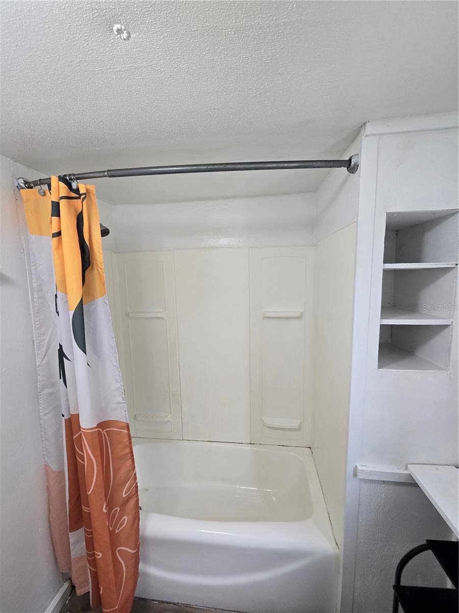 12515 FOUR OAKS ROAD, Tampa, FL 33624 12515 FOUR OAKS ROAD, Tampa, FL 33624