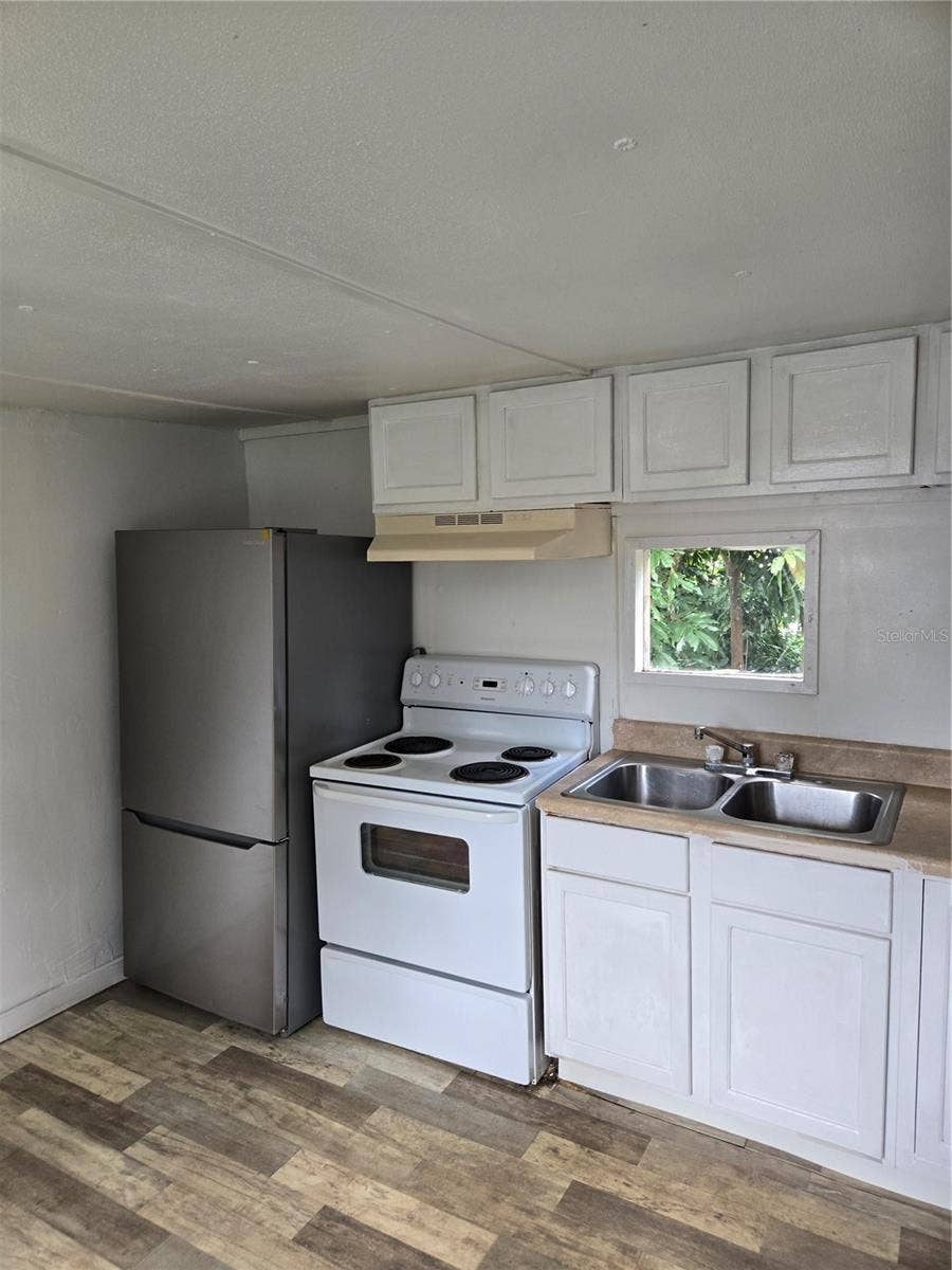 12515 FOUR OAKS ROAD, Tampa, FL 33624 12515 FOUR OAKS ROAD, Tampa, FL 33624