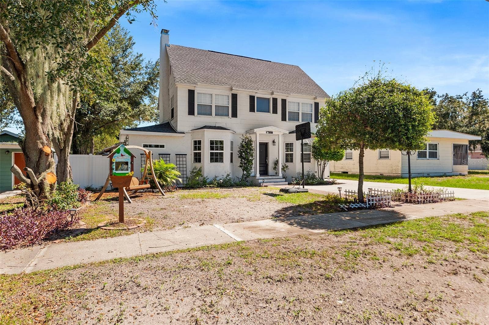 807 INTERLACHEN PARKWAY, Lakeland, FL 33801 Front
