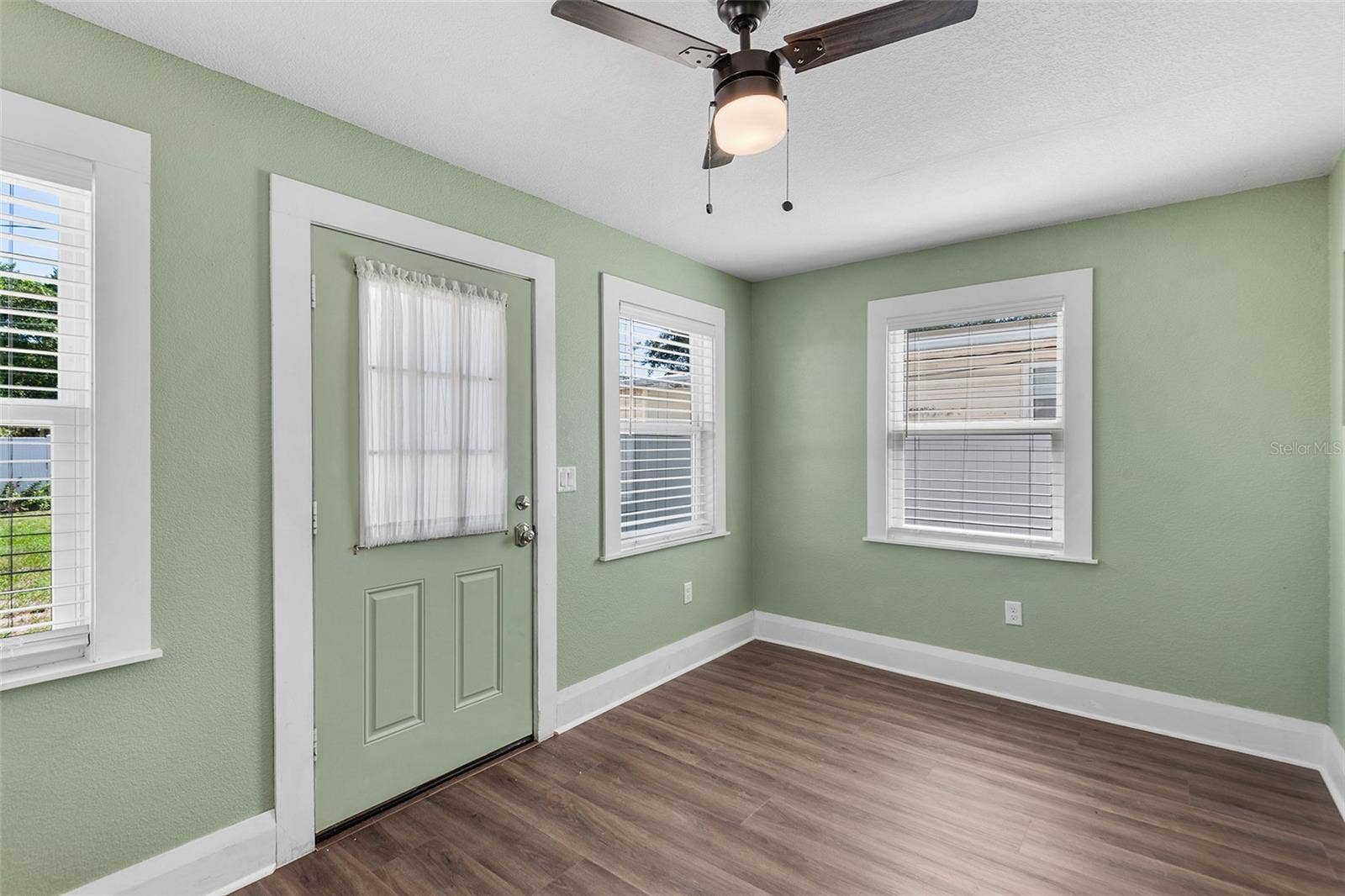 807 INTERLACHEN PARKWAY, Lakeland, FL 33801 4th bedroom downstairs