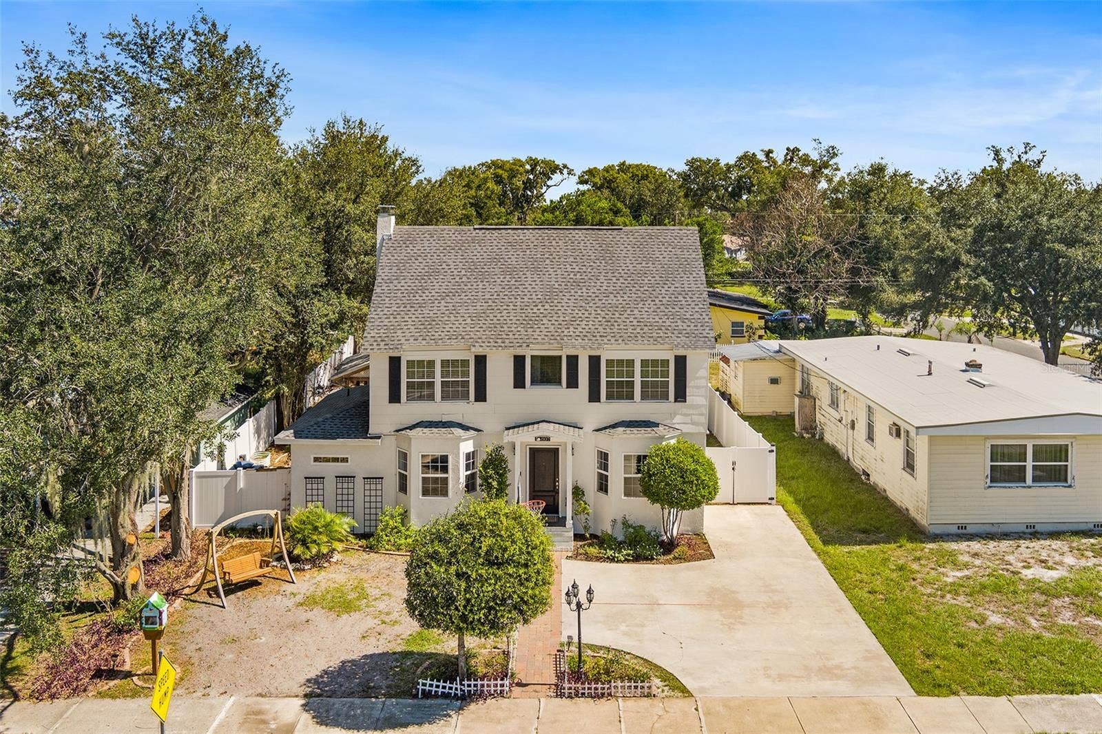 807 INTERLACHEN PARKWAY, Lakeland, FL 33801 807 INTERLACHEN PARKWAY, Lakeland, FL 33801