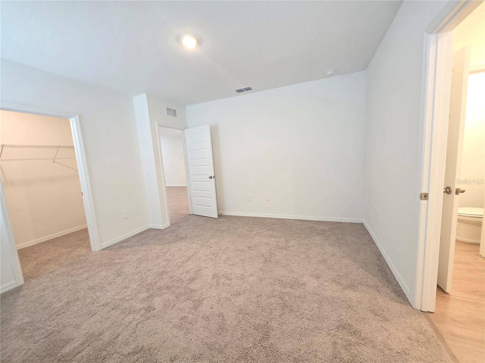 8560 MADRID STREET, Lakeland, FL 33810 8560 MADRID STREET, Lakeland, FL 33810