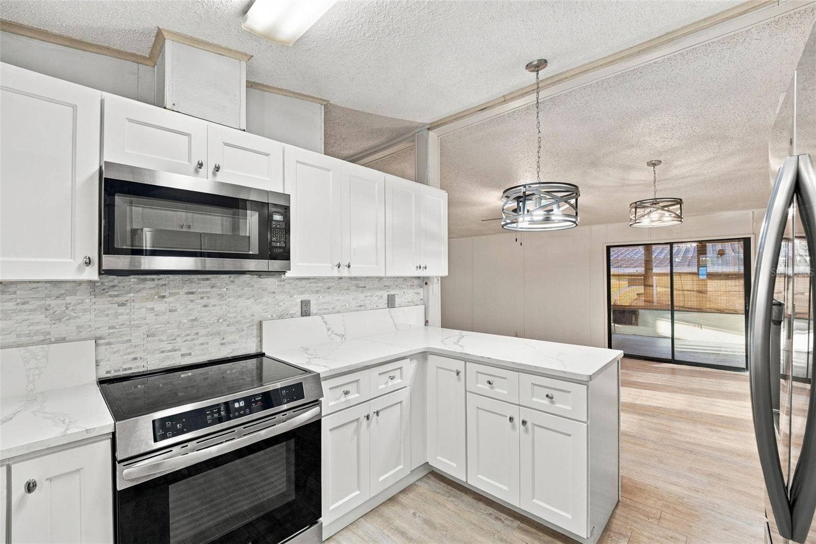 4863 FOXWOOD BOULEVARD, Lakeland, FL 33810 4863 FOXWOOD BOULEVARD, Lakeland, FL 33810