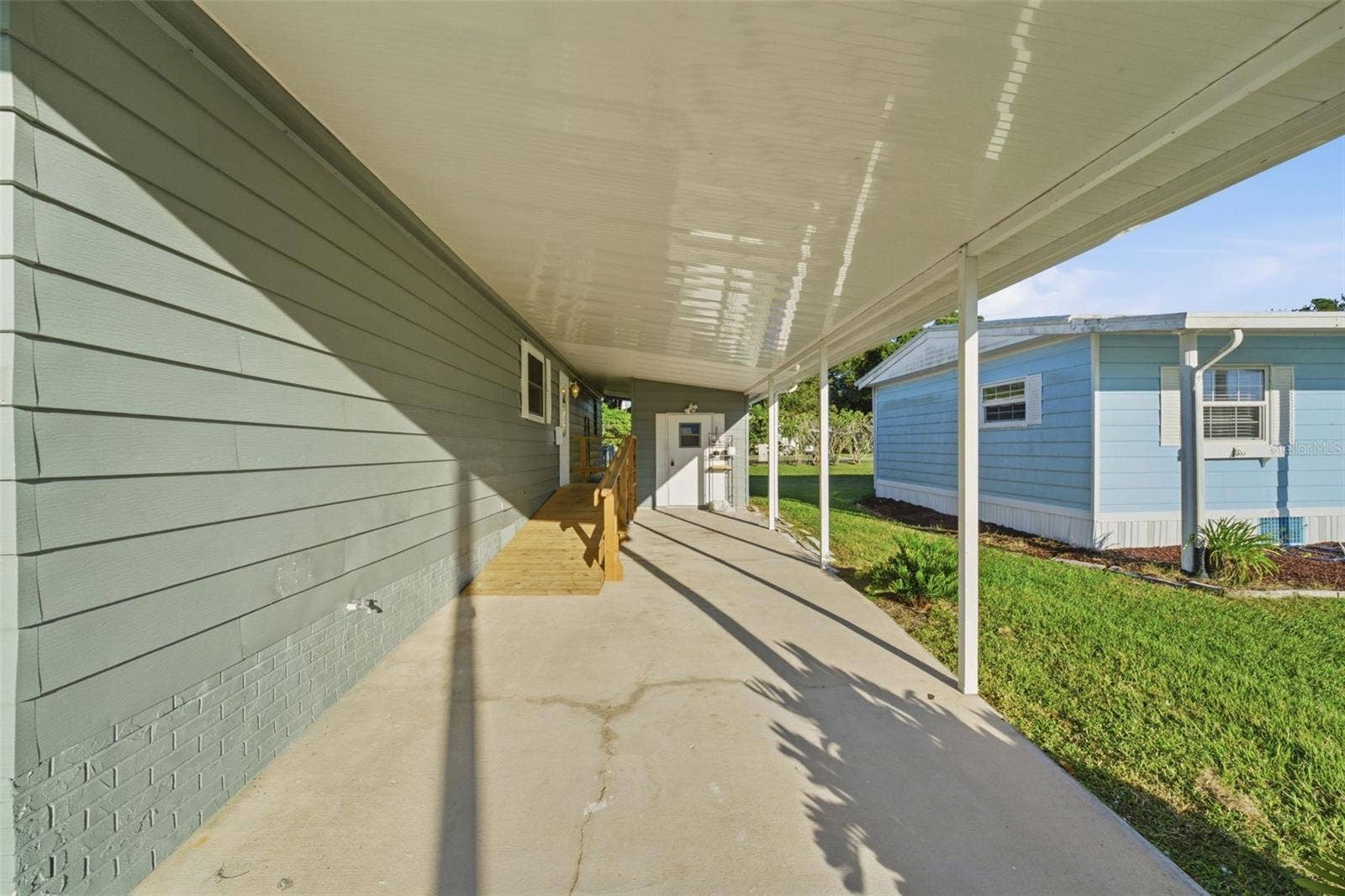 4863 FOXWOOD BOULEVARD, Lakeland, FL 33810 4863 FOXWOOD BOULEVARD, Lakeland, FL 33810