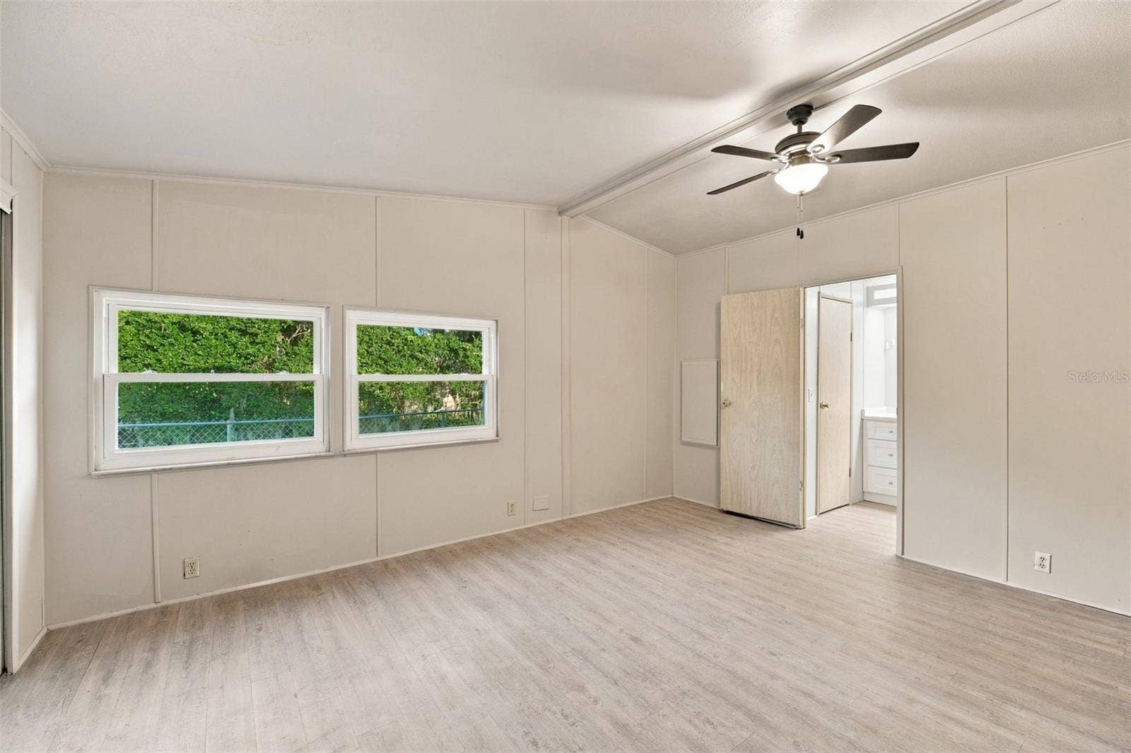 4863 FOXWOOD BOULEVARD, Lakeland, FL 33810 4863 FOXWOOD BOULEVARD, Lakeland, FL 33810