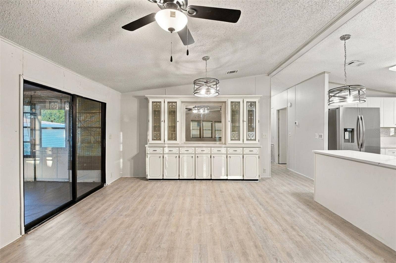 4863 FOXWOOD BOULEVARD, Lakeland, FL 33810 4863 FOXWOOD BOULEVARD, Lakeland, FL 33810