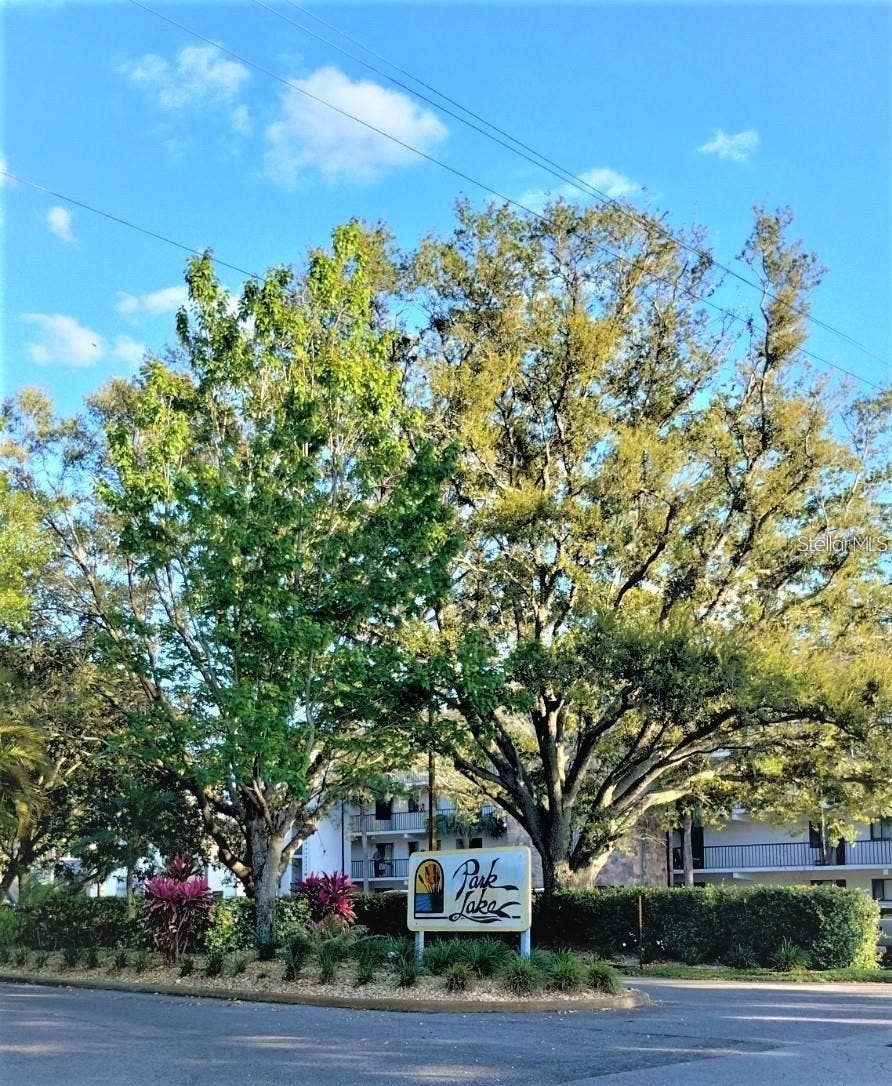 2085 ISLE ROYALE COURT SE, #189, Winter Haven, FL 33880 Front of Community
