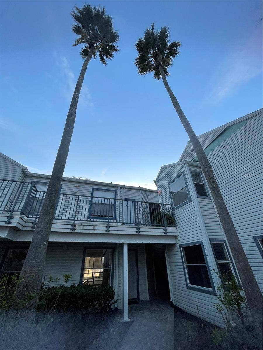 2516 WOODGATE BOULEVARD, #205, Orlando, FL 32822 2516 WOODGATE BOULEVARD, #205, Orlando, FL 32822