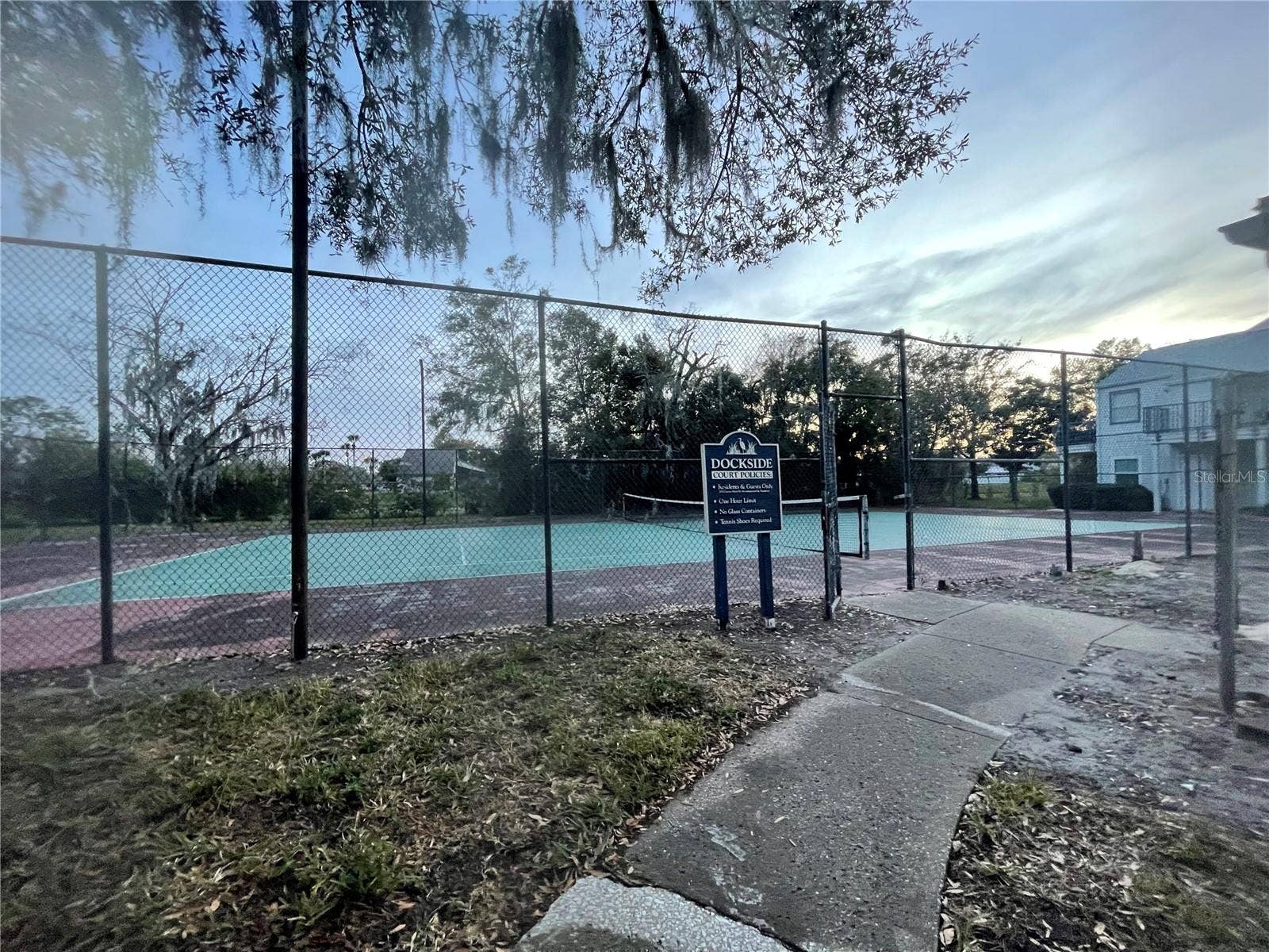 2516 WOODGATE BOULEVARD, #205, Orlando, FL 32822 Tennis courts