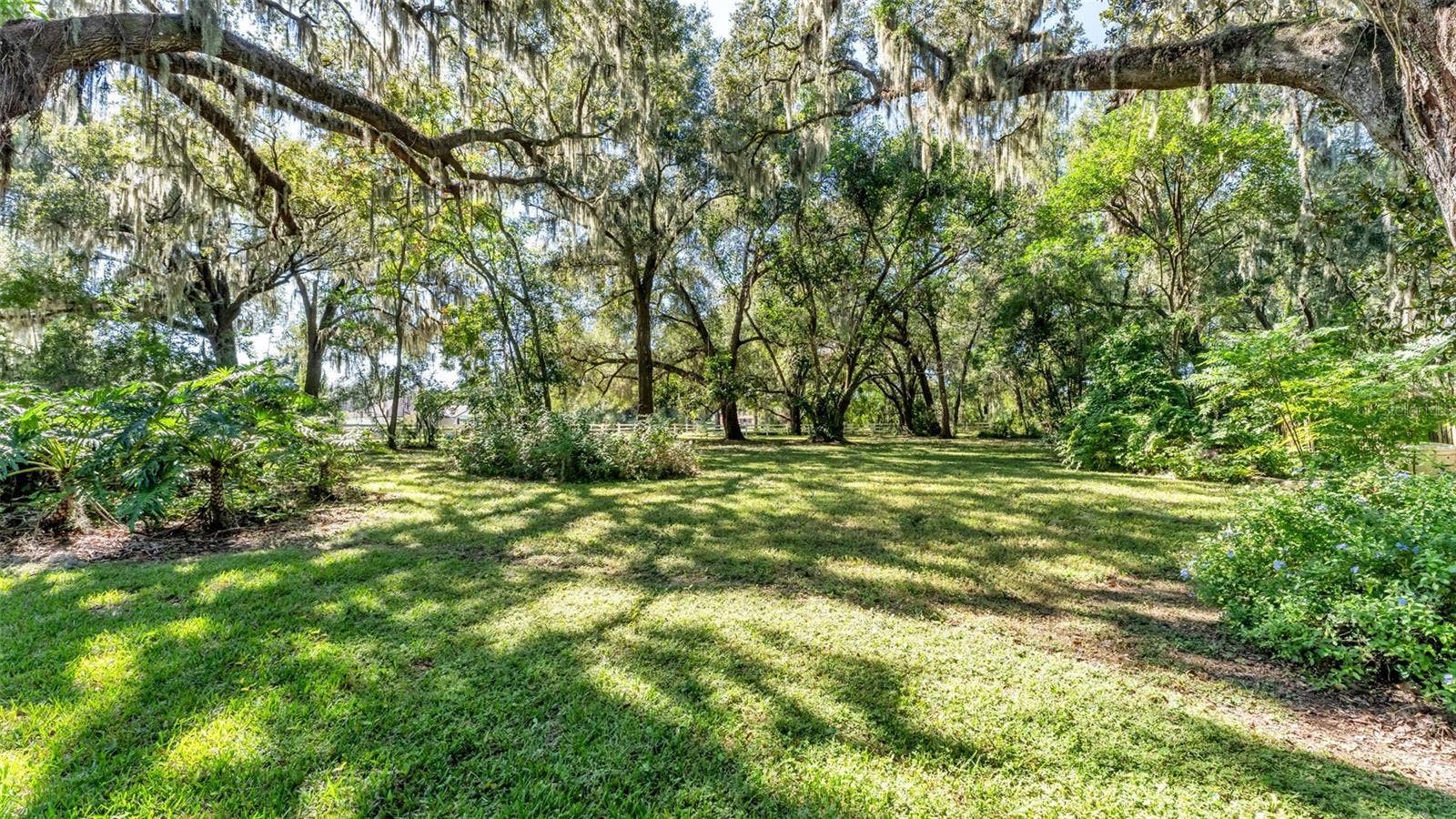 1095 S BROADWAY AVENUE, Bartow, FL 33830 1095 S BROADWAY AVENUE, Bartow, FL 33830