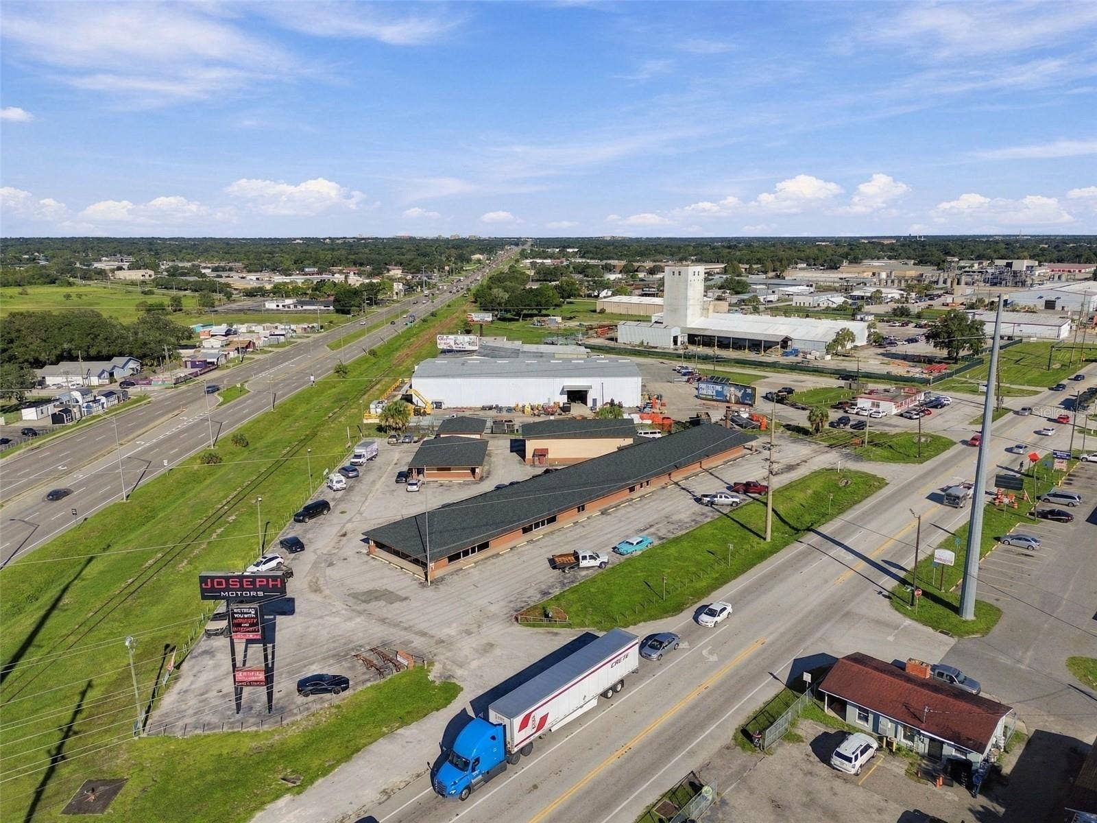 3003 S COMBEE ROAD, Lakeland, FL 33803 3003 S COMBEE ROAD, Lakeland, FL 33803