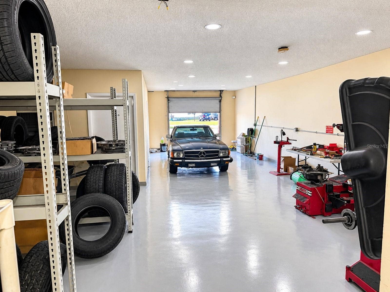 3003 S COMBEE ROAD, Lakeland, FL 33803 3003 S COMBEE ROAD, Lakeland, FL 33803