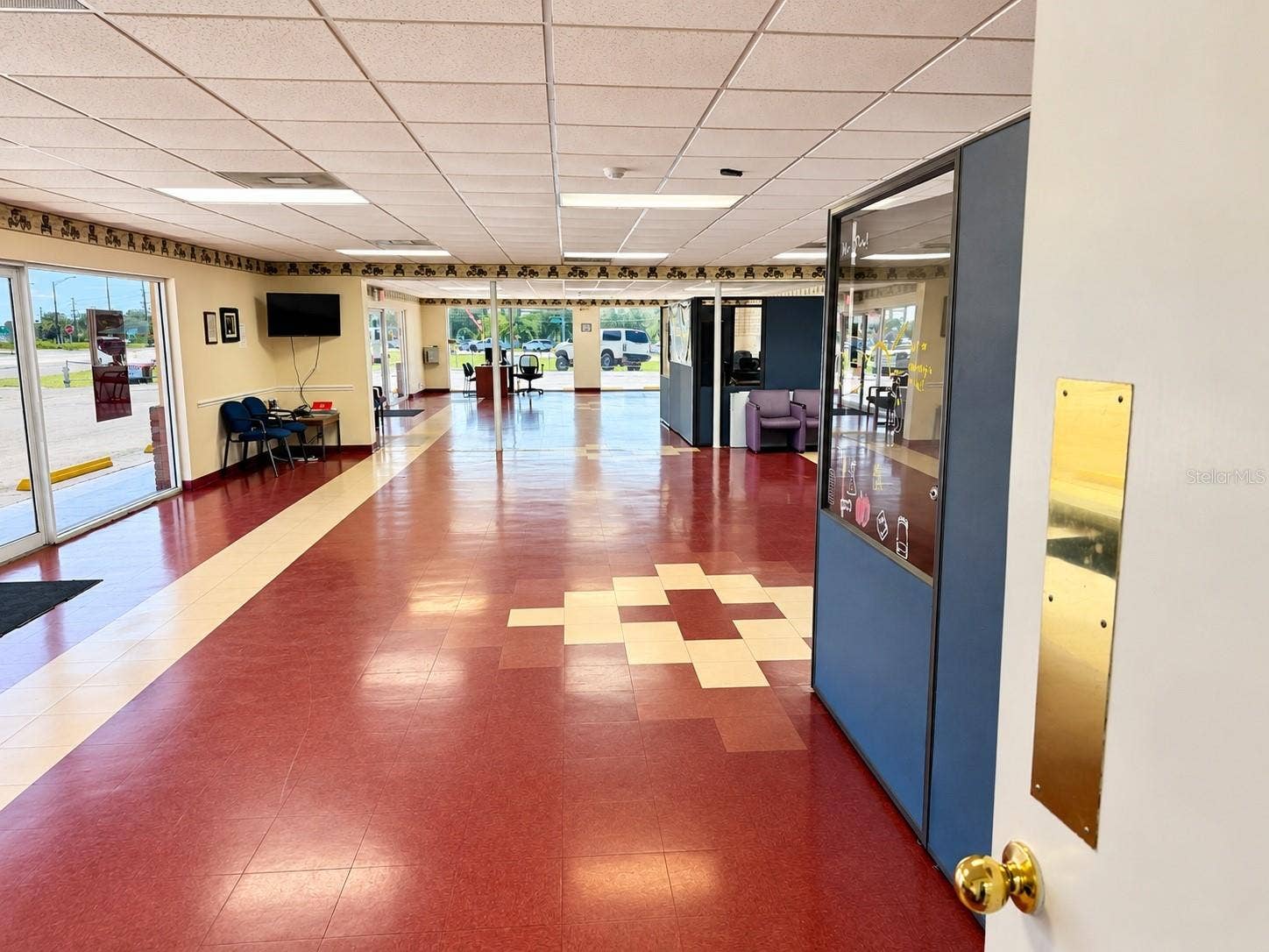 3003 S COMBEE ROAD, Lakeland, FL 33803 SHOW ROOM/OPEN SPACE