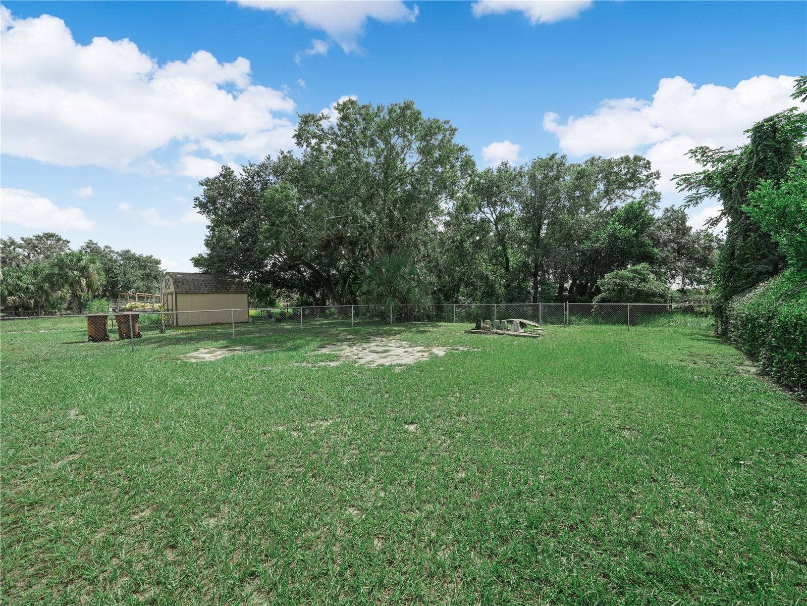 215 DORSETT AVENUE, Lake Wales, FL 33853