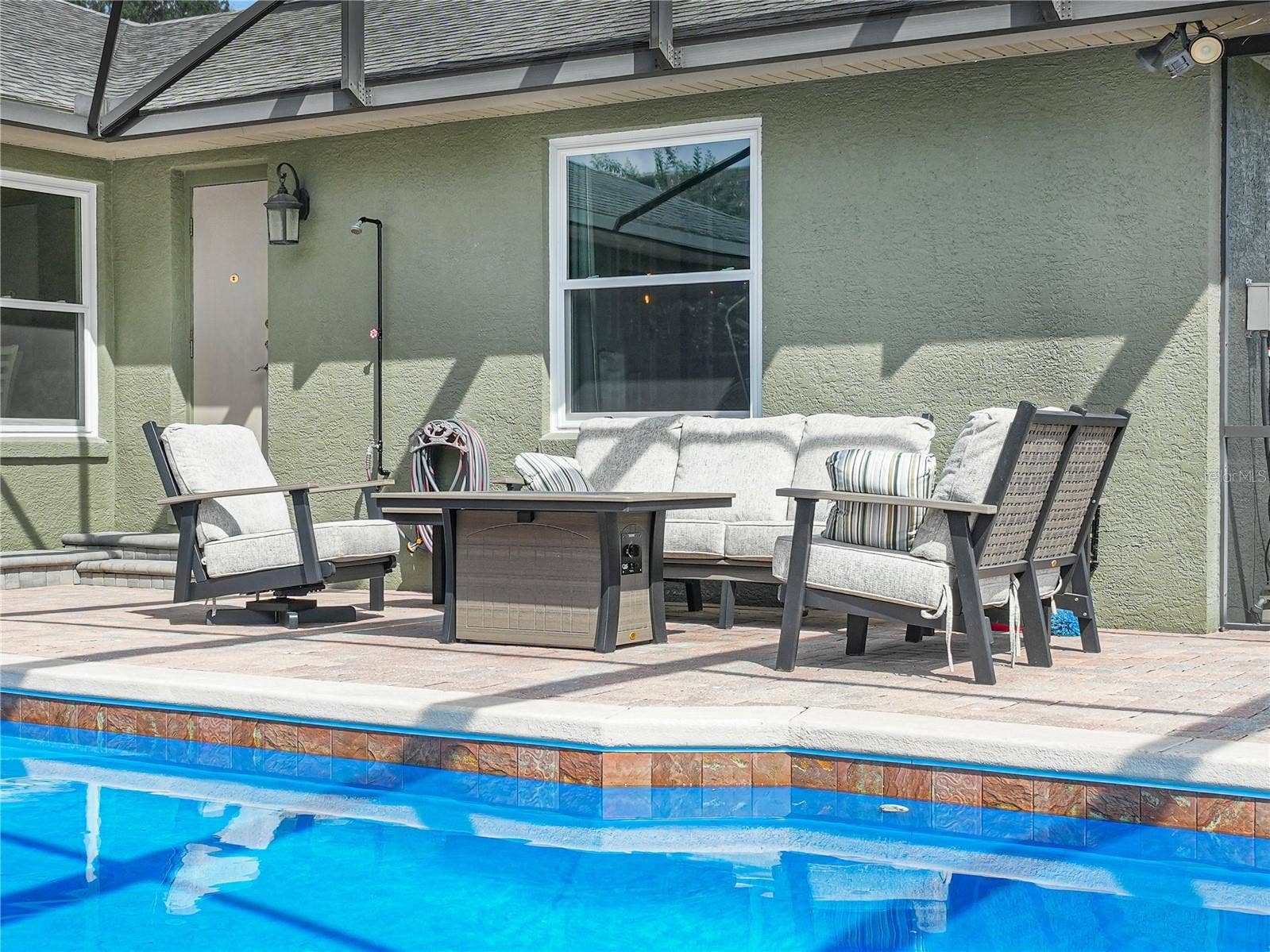 5868 HIGH RIDGE LOOP, Lakeland, FL 33812 Another sitting area poolside next to door for the pool bathroom