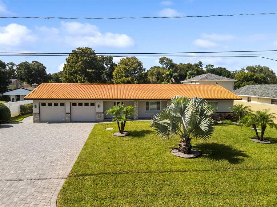 Property photo for 1010 EDGEWATER DRIVE, Winter Haven, FL