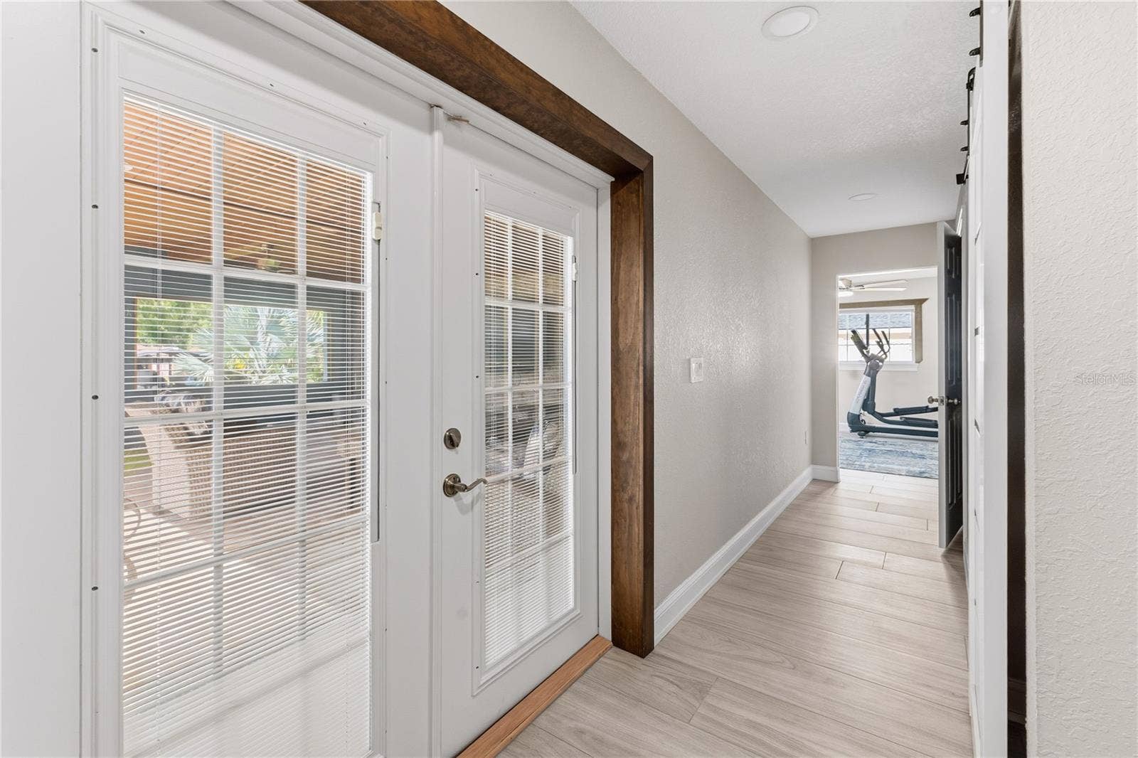 1010 EDGEWATER DRIVE, Winter Haven, FL 33884 1010 EDGEWATER DRIVE, Winter Haven, FL 33884