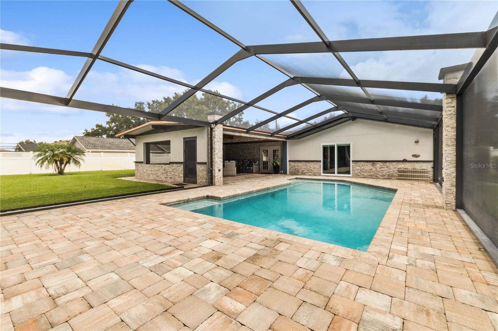 1010 EDGEWATER DRIVE, Winter Haven, FL 33884 1010 EDGEWATER DRIVE, Winter Haven, FL 33884