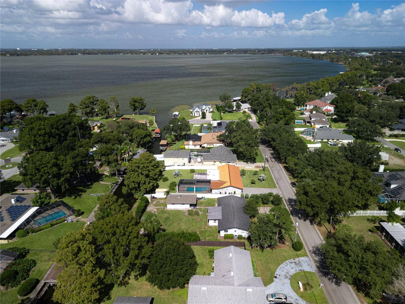 1010 EDGEWATER DRIVE, Winter Haven, FL 33884 1010 EDGEWATER DRIVE, Winter Haven, FL 33884