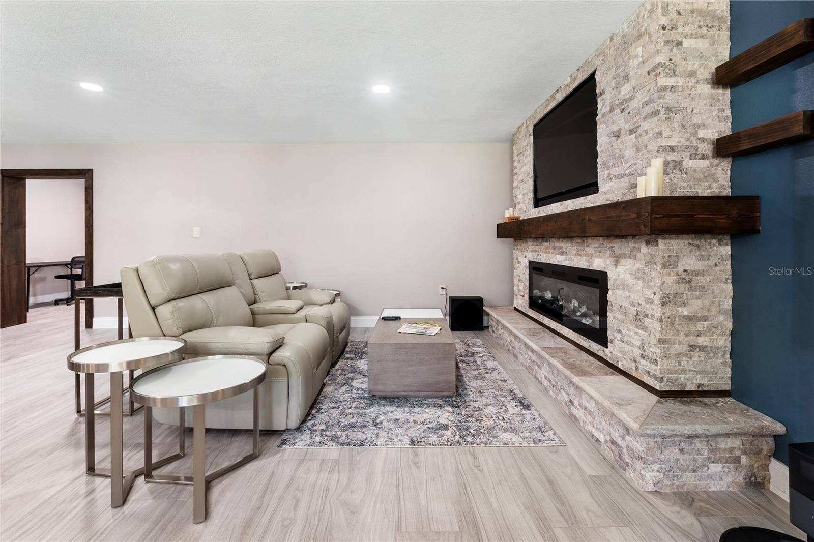 1010 EDGEWATER DRIVE, Winter Haven, FL 33884 1010 EDGEWATER DRIVE, Winter Haven, FL 33884