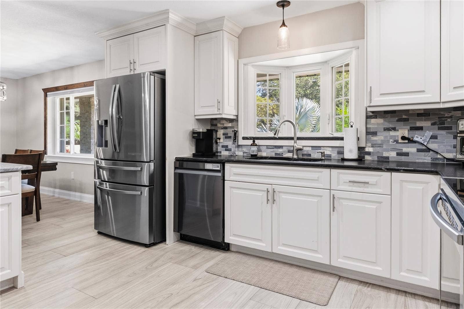 1010 EDGEWATER DRIVE, Winter Haven, FL 33884 1010 EDGEWATER DRIVE, Winter Haven, FL 33884