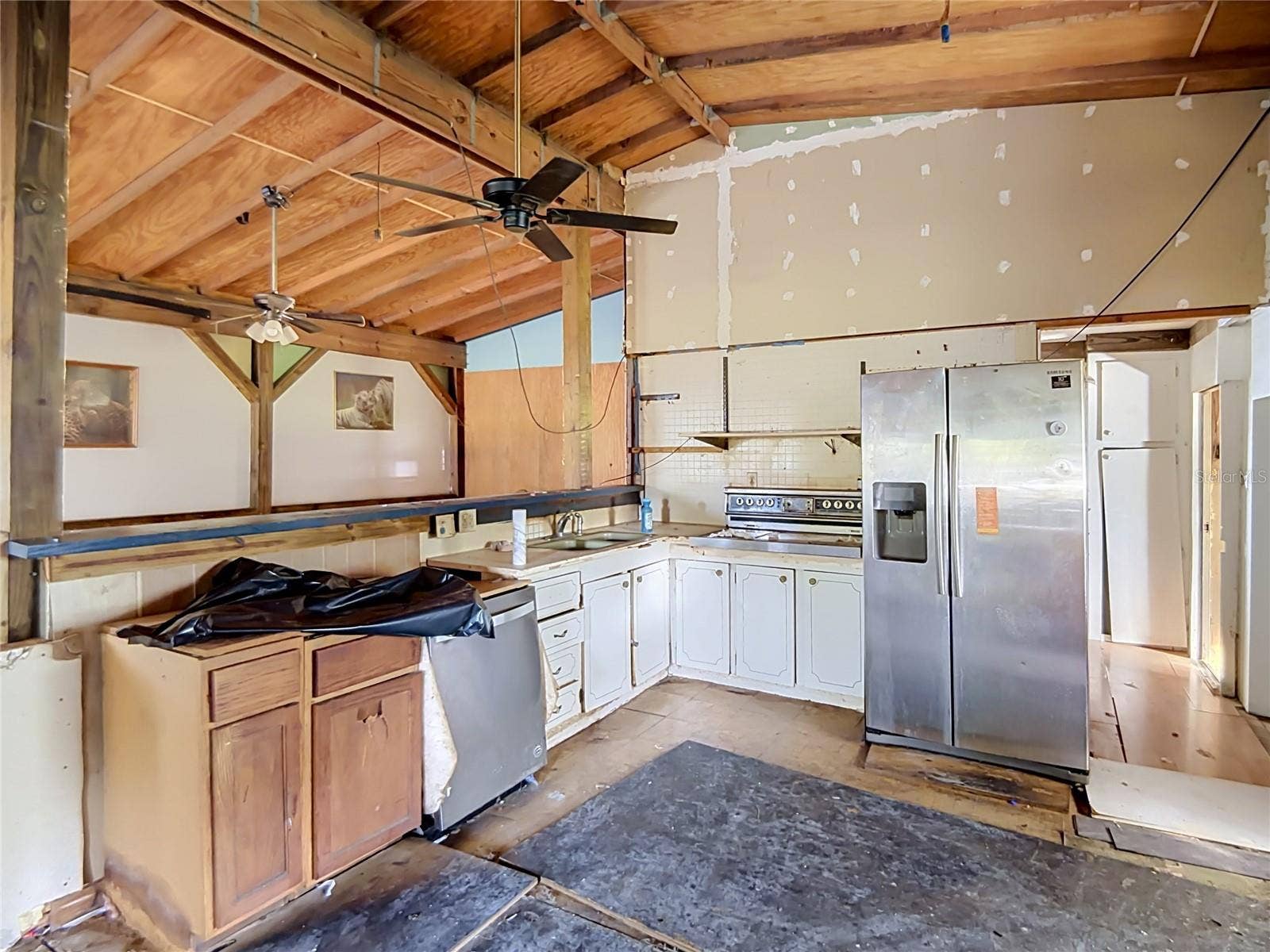 729 CREVASSE STREET, Lakeland, FL 33805 729 CREVASSE STREET, Lakeland, FL 33805
