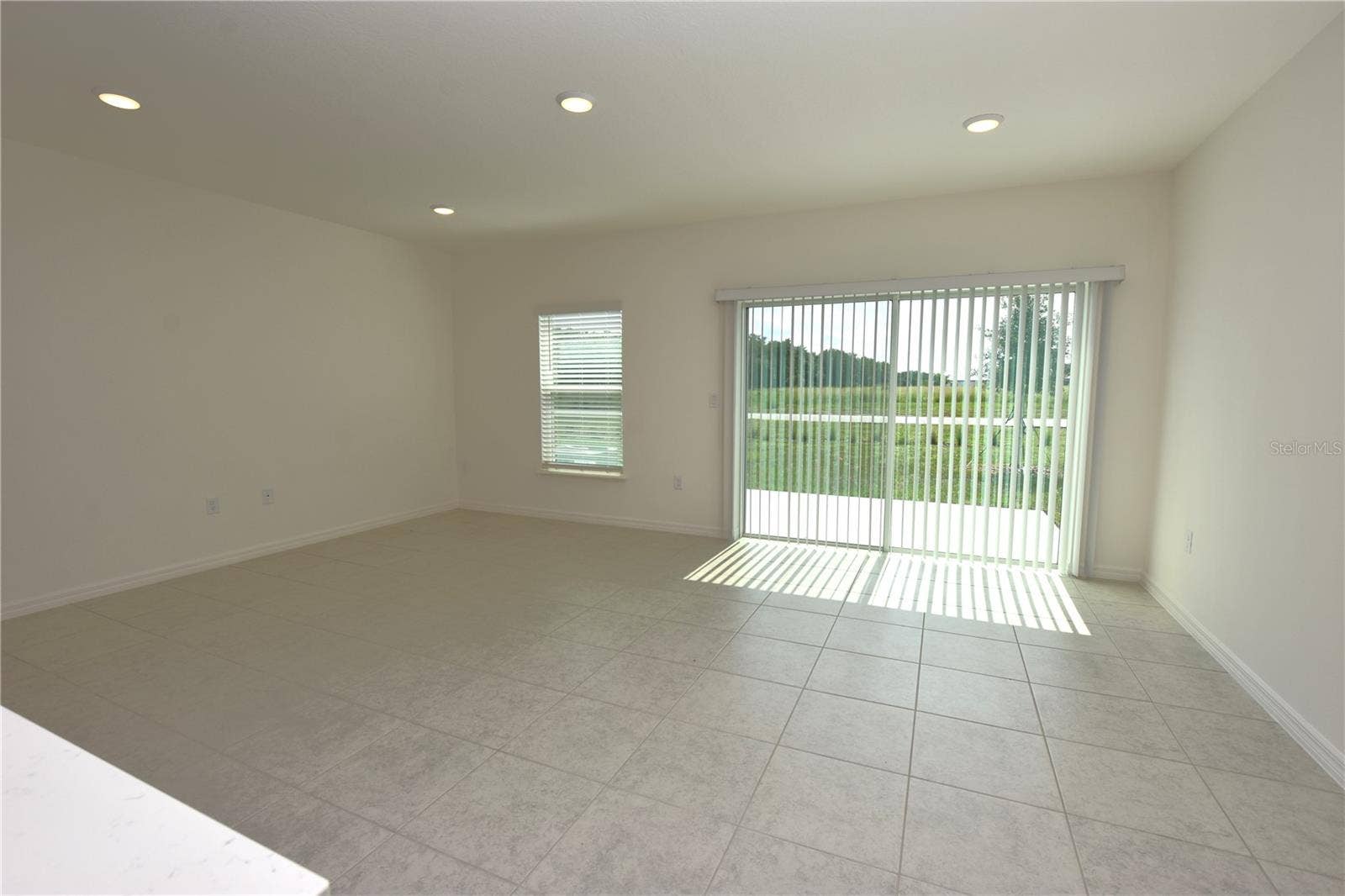 3913 ACADEMIA AVENUE, Lakeland, FL 33803 3913 ACADEMIA AVENUE, Lakeland, FL 33803
