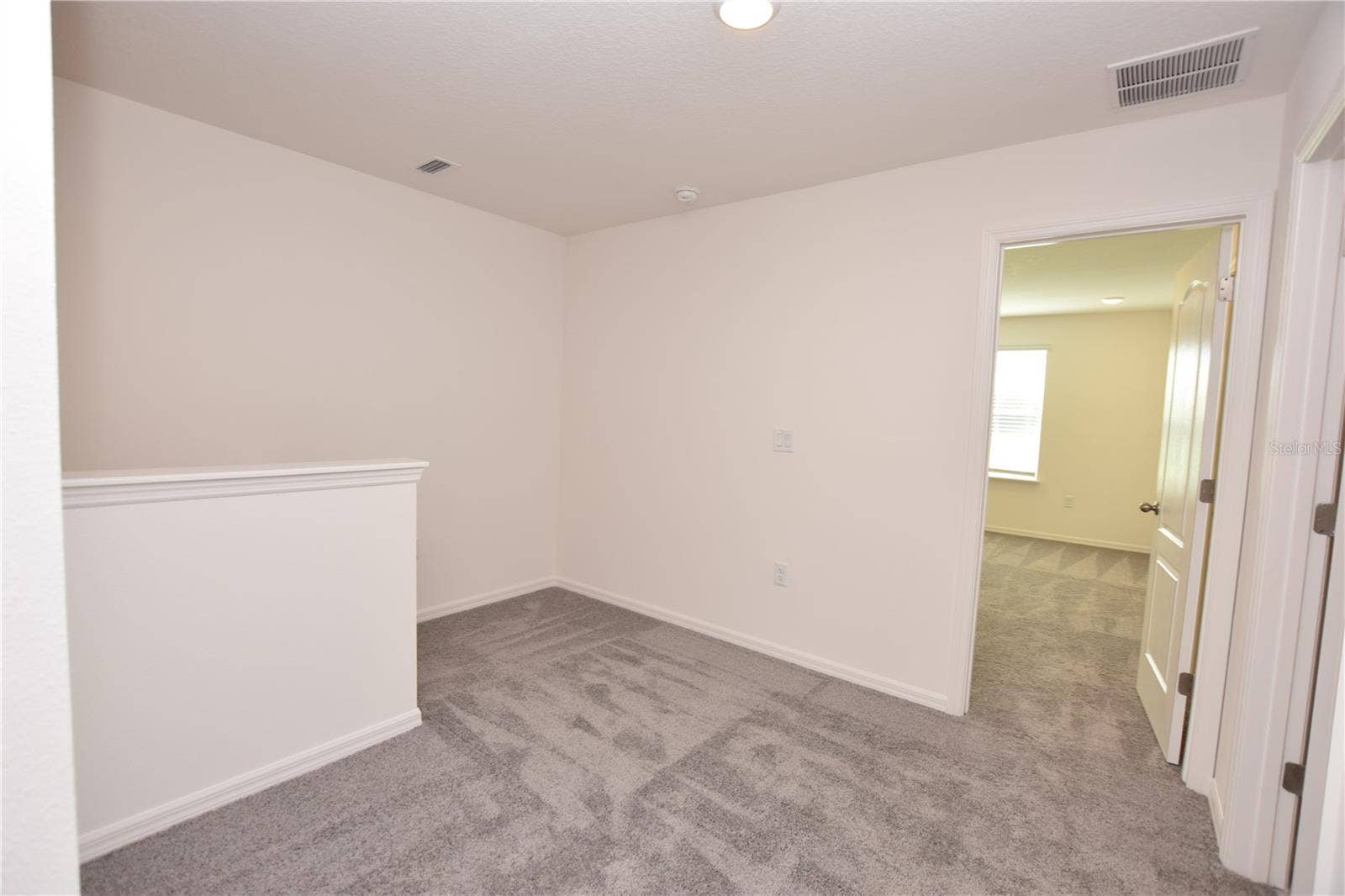 3913 ACADEMIA AVENUE, Lakeland, FL 33803 3913 ACADEMIA AVENUE, Lakeland, FL 33803