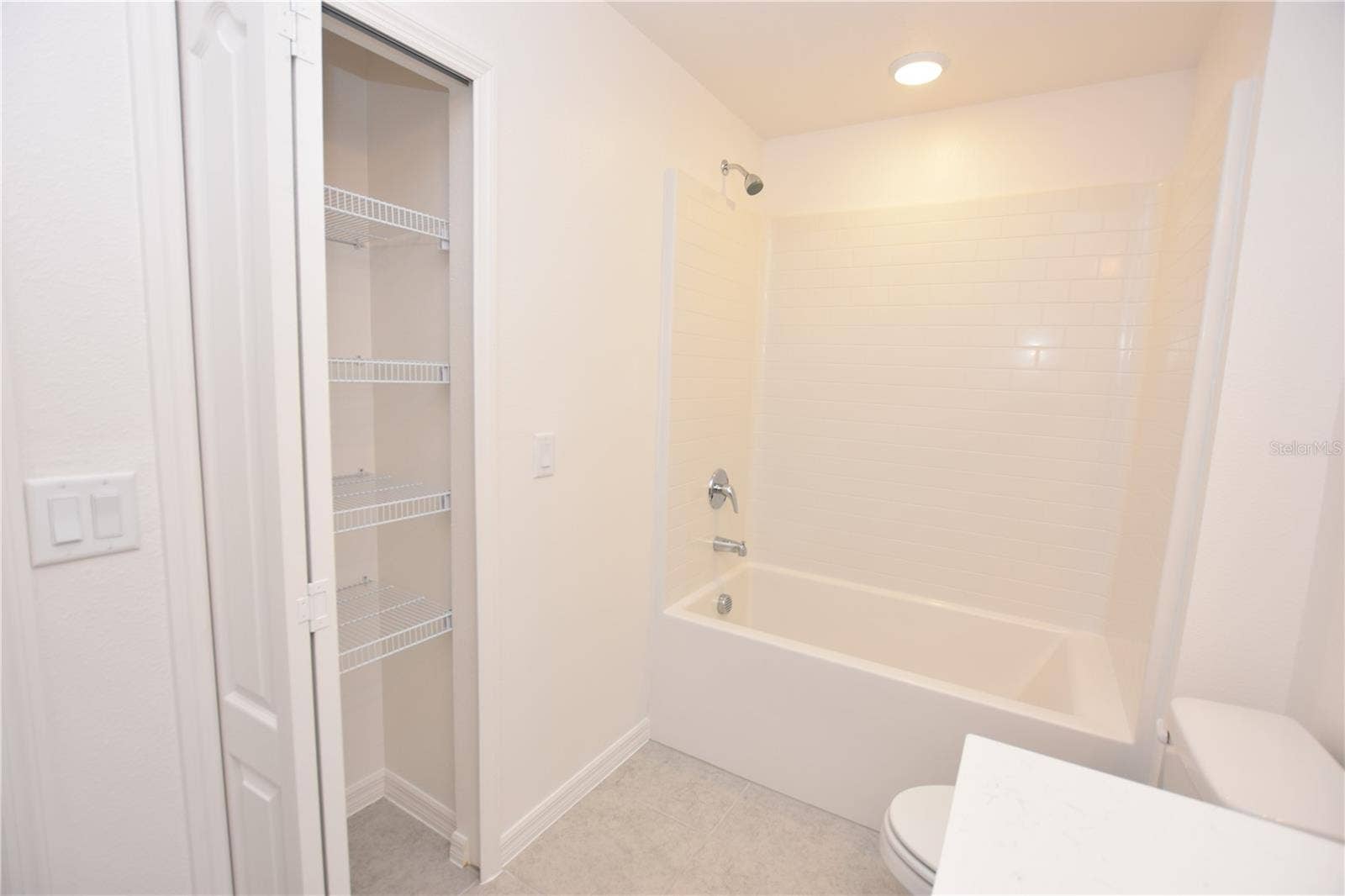3913 ACADEMIA AVENUE, Lakeland, FL 33803 3913 ACADEMIA AVENUE, Lakeland, FL 33803