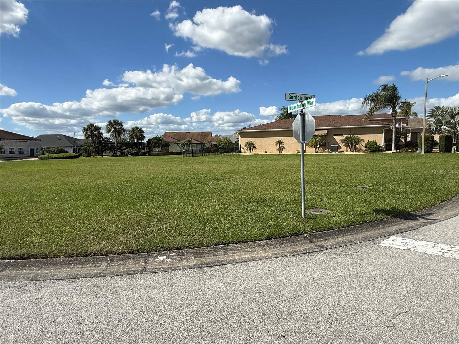 555 MEANDERING WAY, Polk City, FL 33868 555 MEANDERING WAY, Polk City, FL 33868