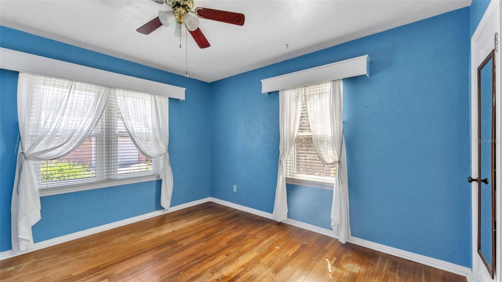 2206 BRISTOL AVENUE, Lakeland, FL 33803 2206 BRISTOL AVENUE, Lakeland, FL 33803