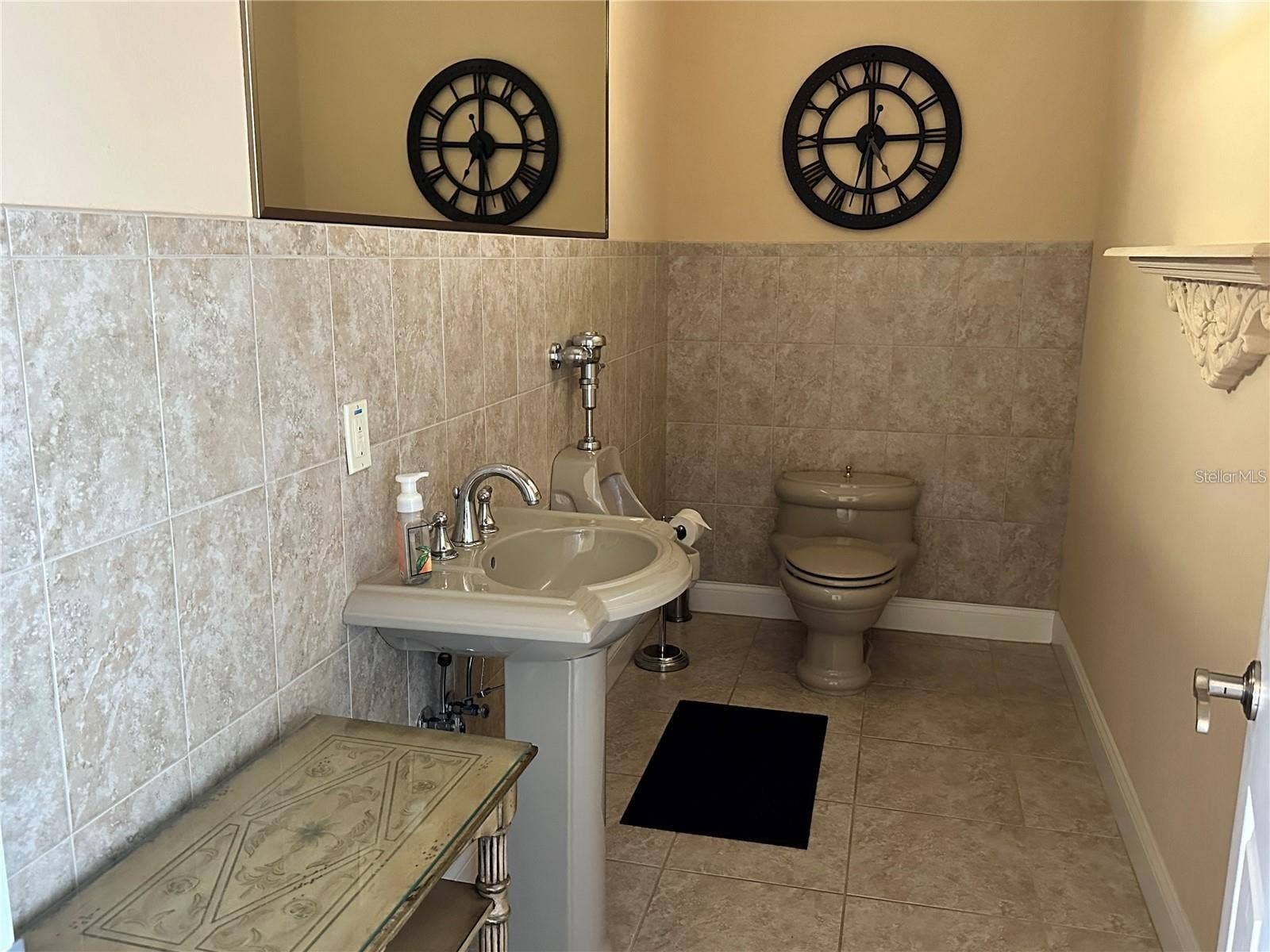 1015 CROSSROADS DRIVE, Polk City, FL 33868 1/2 bath