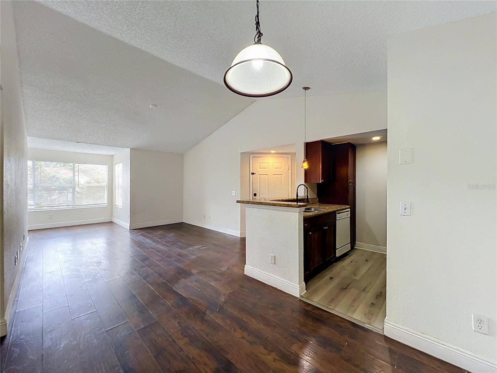 5116 CONROY ROAD, #23, Orlando, FL 32811 5116 CONROY ROAD, #23, Orlando, FL 32811