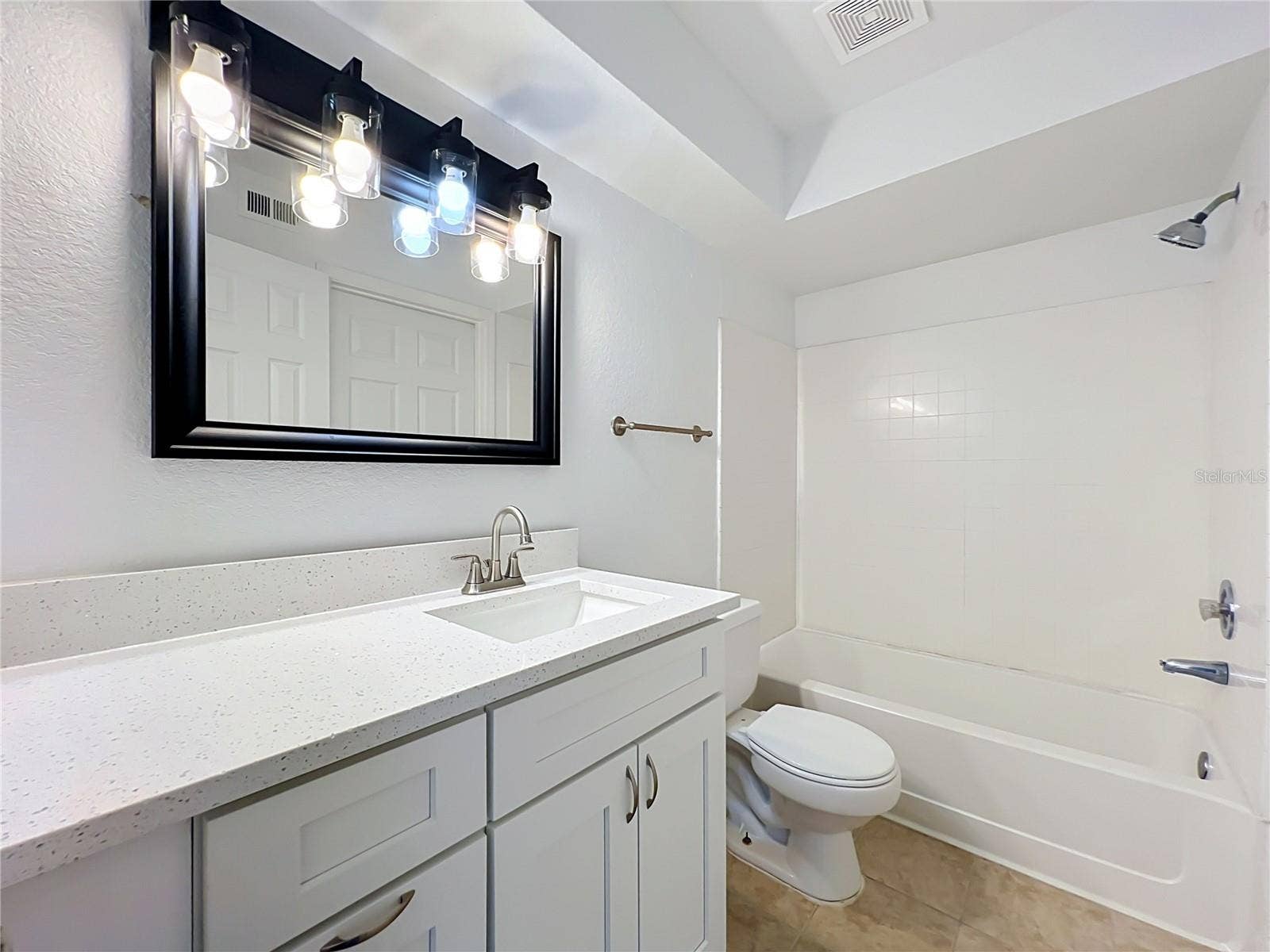 5116 CONROY ROAD, #23, Orlando, FL 32811 5116 CONROY ROAD, #23, Orlando, FL 32811