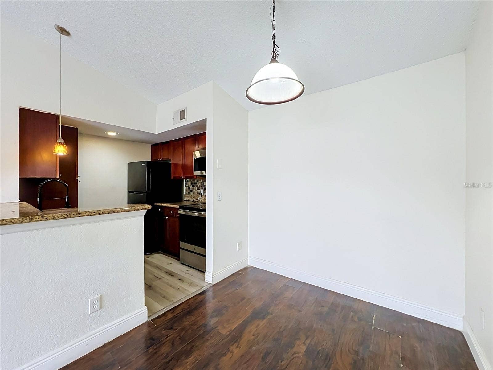 5116 CONROY ROAD, #23, Orlando, FL 32811 5116 CONROY ROAD, #23, Orlando, FL 32811