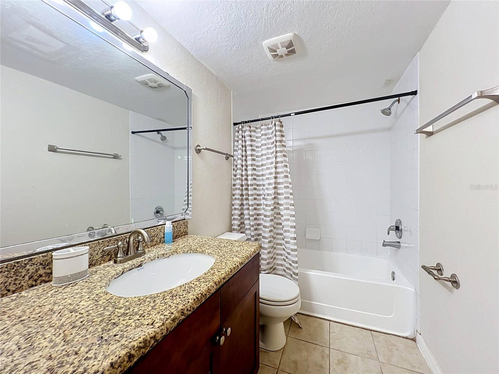 5116 CONROY ROAD, #23, Orlando, FL 32811 5116 CONROY ROAD, #23, Orlando, FL 32811