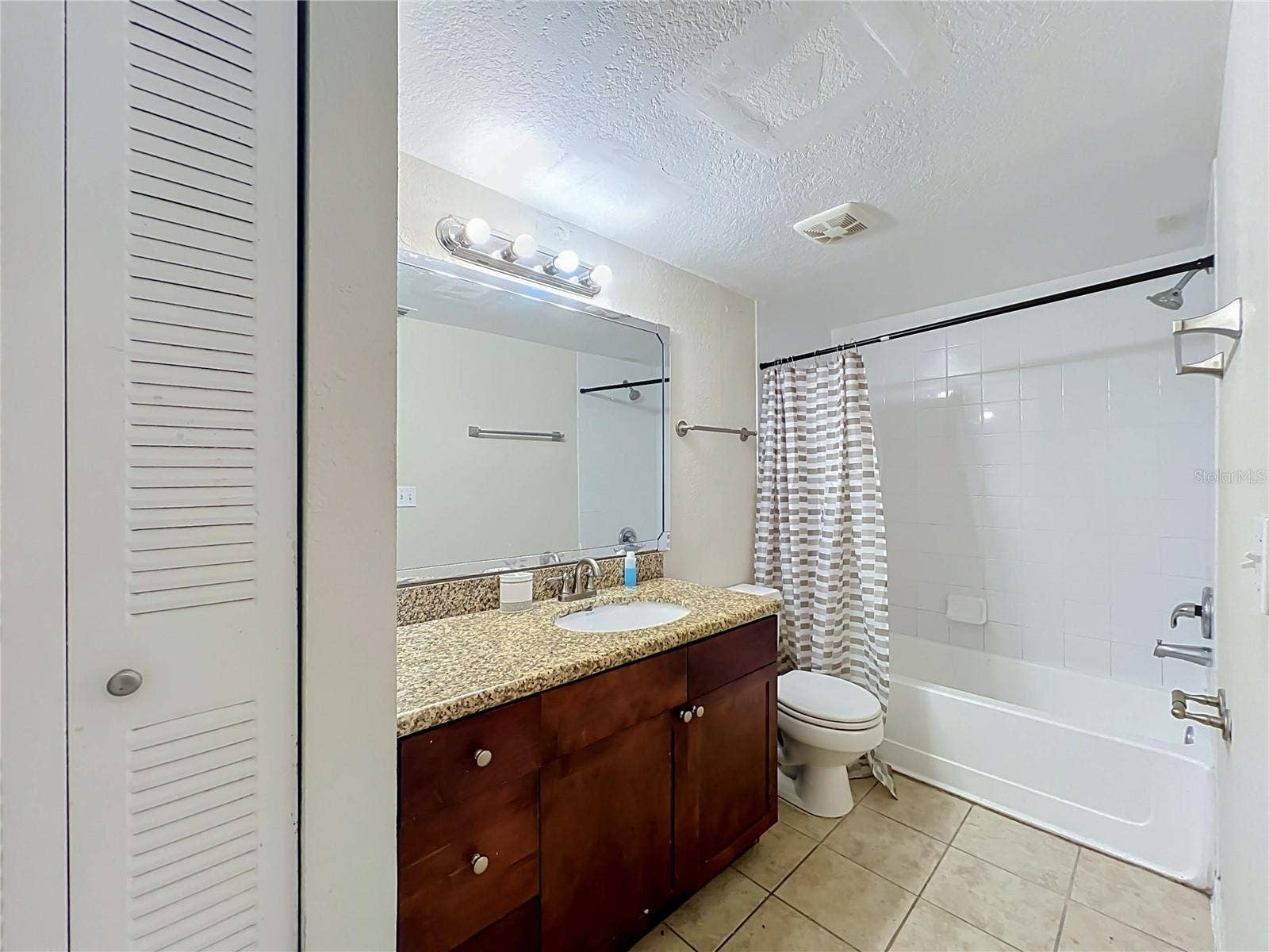 5116 CONROY ROAD, #23, Orlando, FL 32811 5116 CONROY ROAD, #23, Orlando, FL 32811