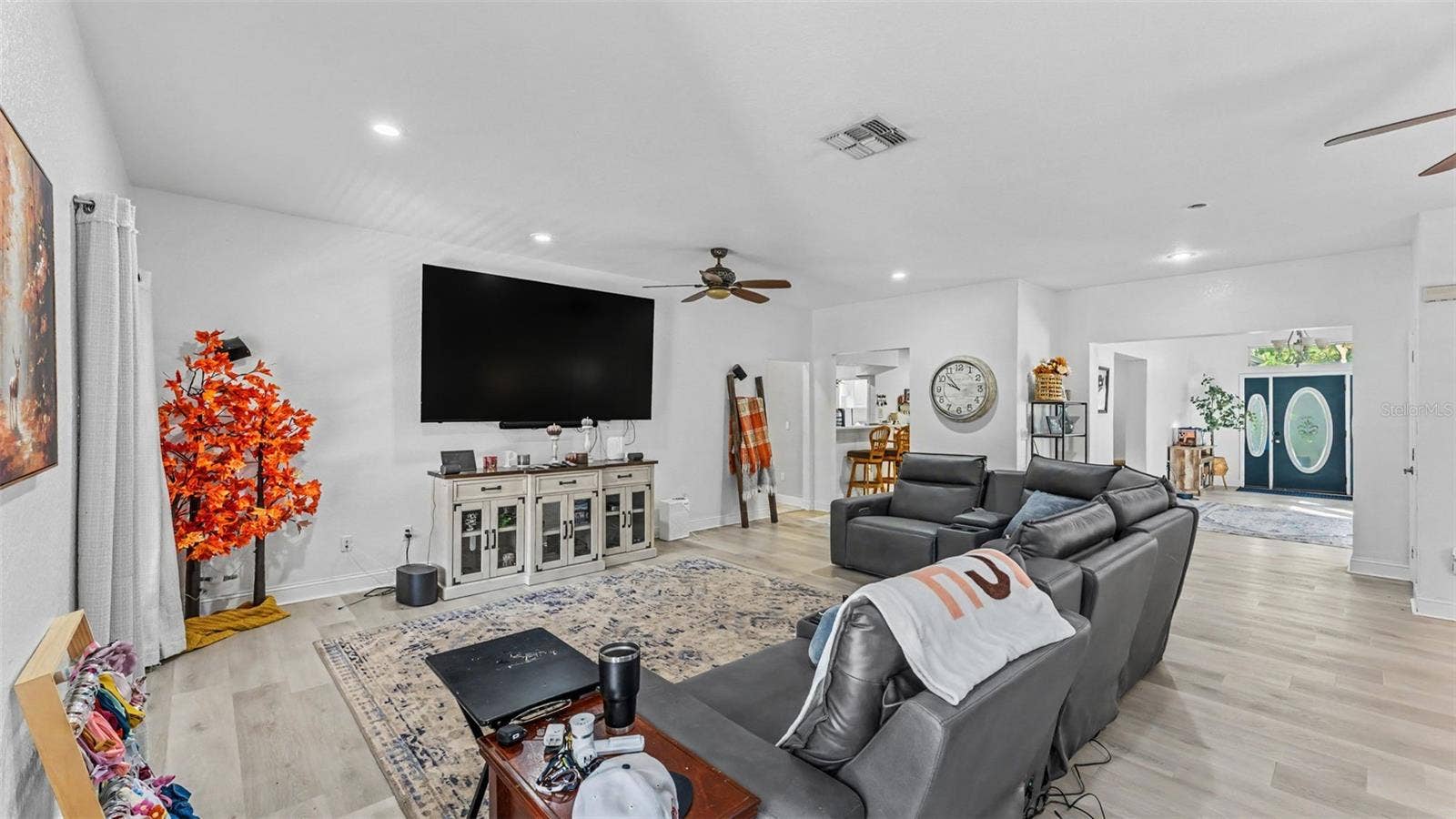 69 PINE FOREST DRIVE, Haines City, FL 33844 69 PINE FOREST DRIVE, Haines City, FL 33844
