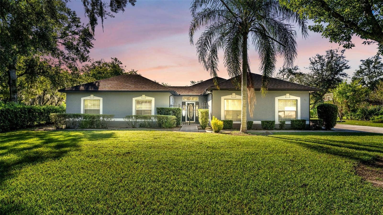 69 PINE FOREST DRIVE, Haines City, FL 33844 69 PINE FOREST DRIVE, Haines City, FL 33844