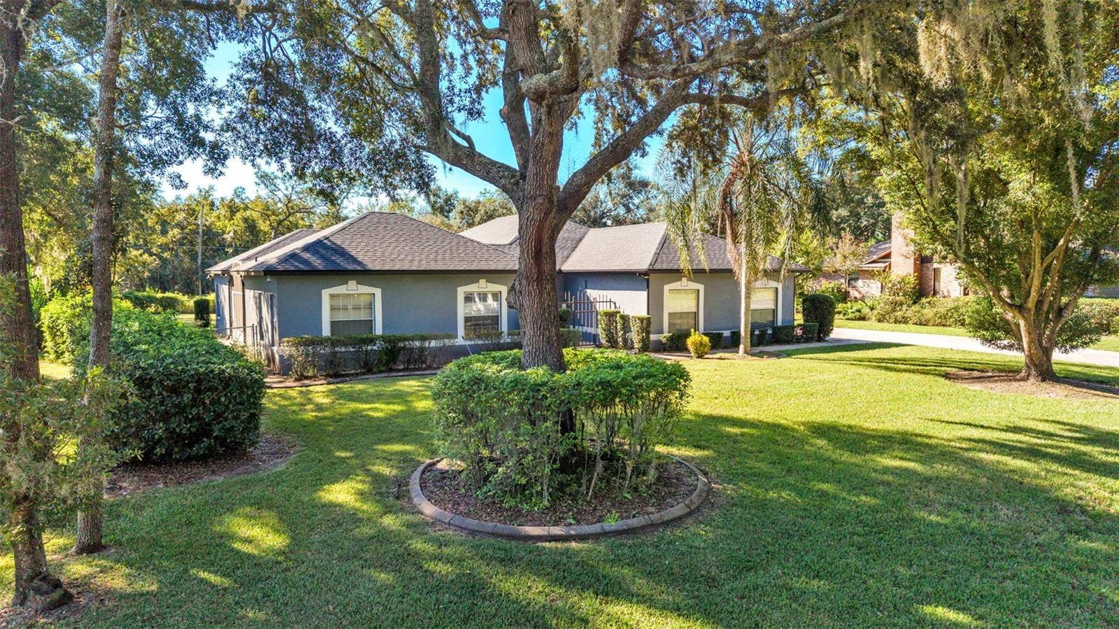 69 PINE FOREST DRIVE, Haines City, FL 33844 69 PINE FOREST DRIVE, Haines City, FL 33844