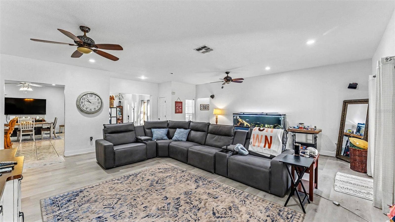 69 PINE FOREST DRIVE, Haines City, FL 33844 69 PINE FOREST DRIVE, Haines City, FL 33844